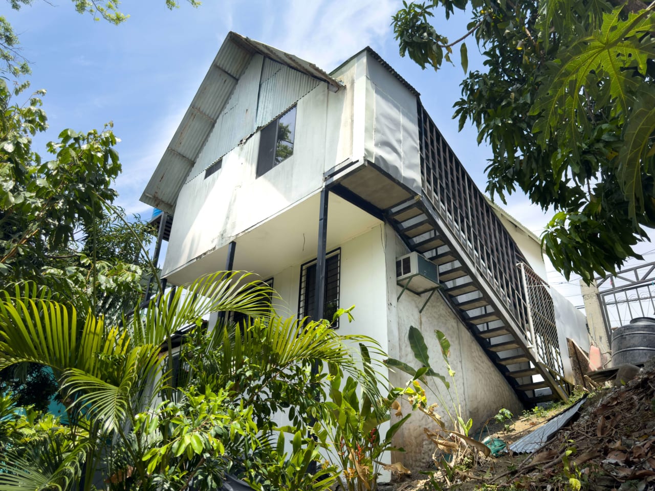 2-Story Apartment Manuel Antonio