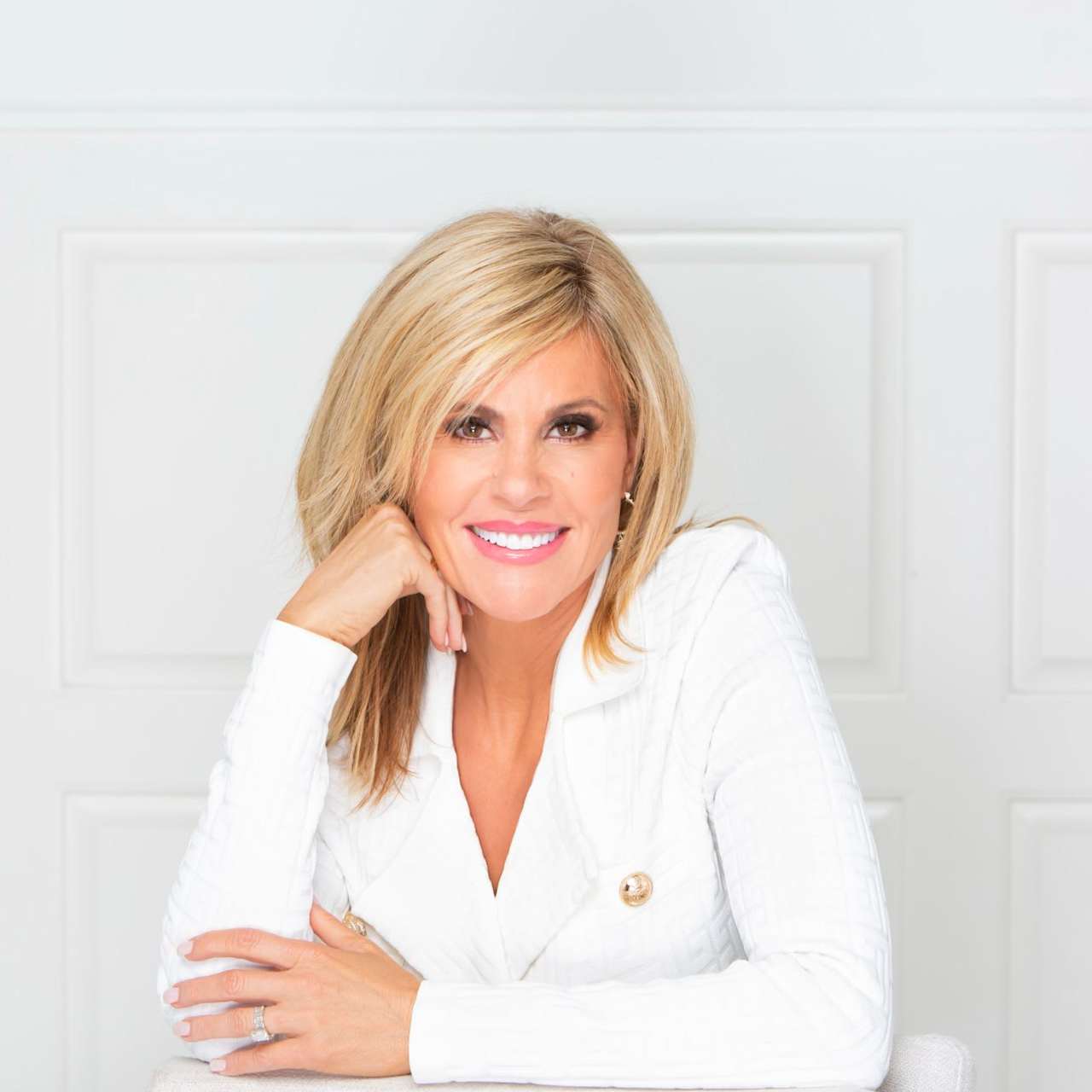 JoJo Romeo & Associates Real Estate Experts in Newport Beach