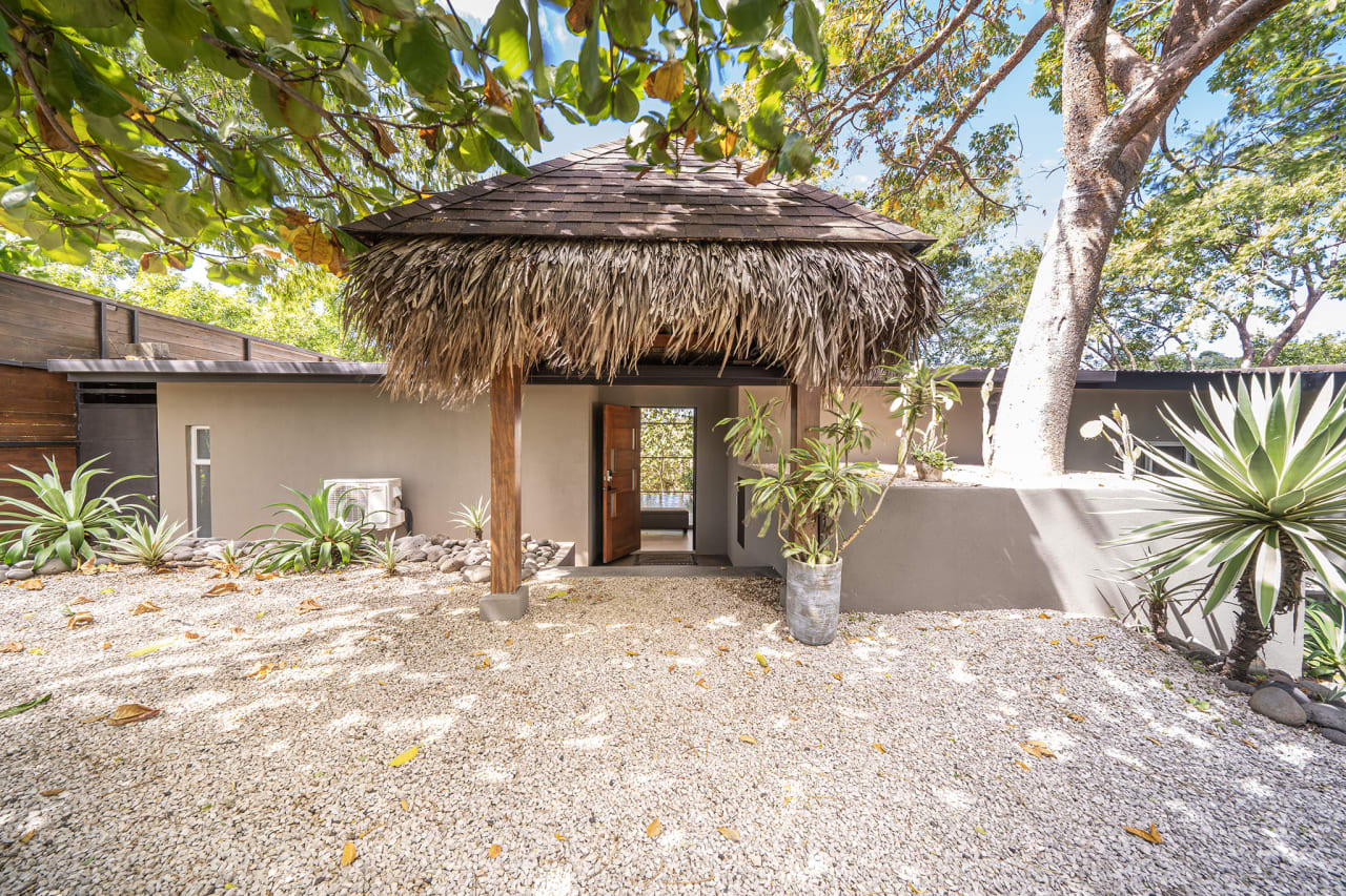 Casa Escondida ~ Tranquil Luxury close to Tamarindo