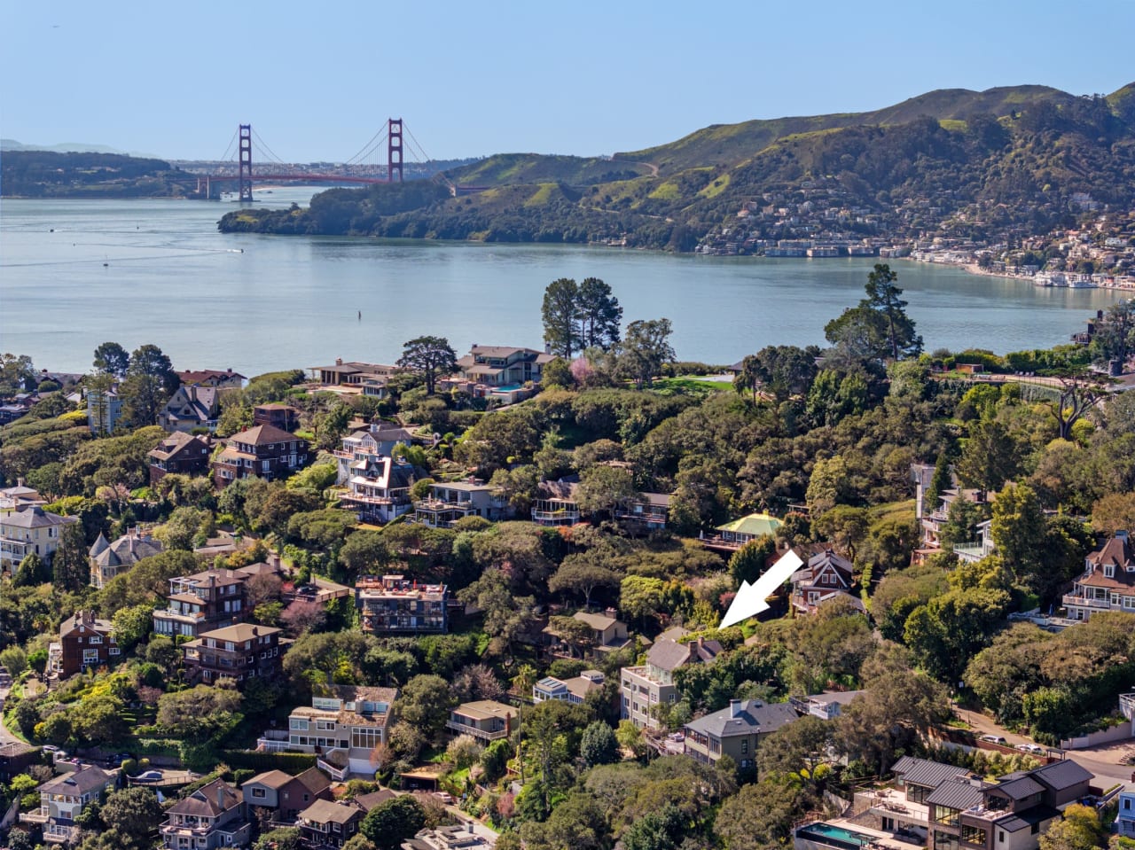 Extraordinary Bay Views