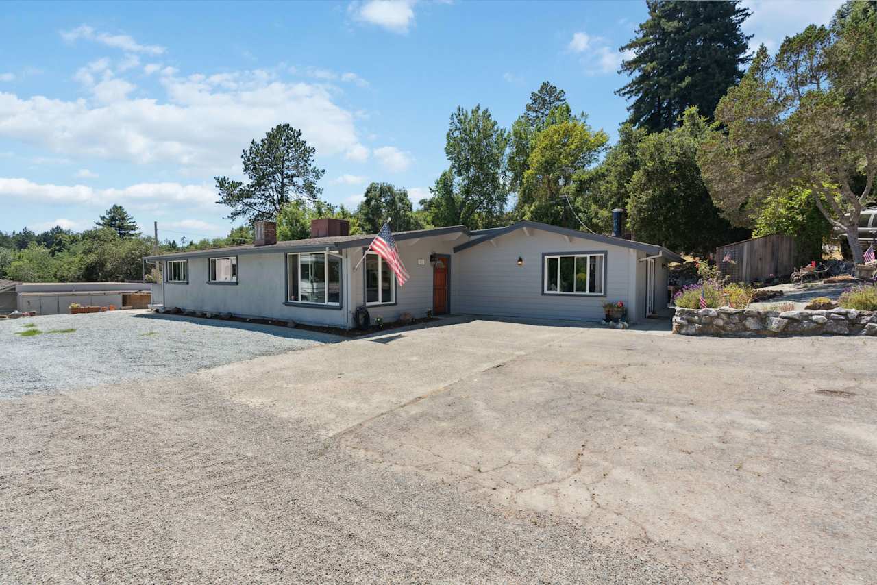 209 Geyer Road