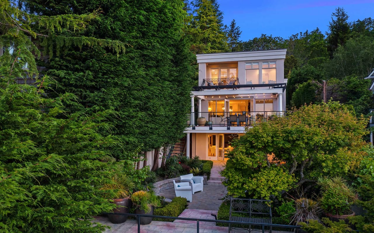 Team Foster Seattle Real Estate Agents