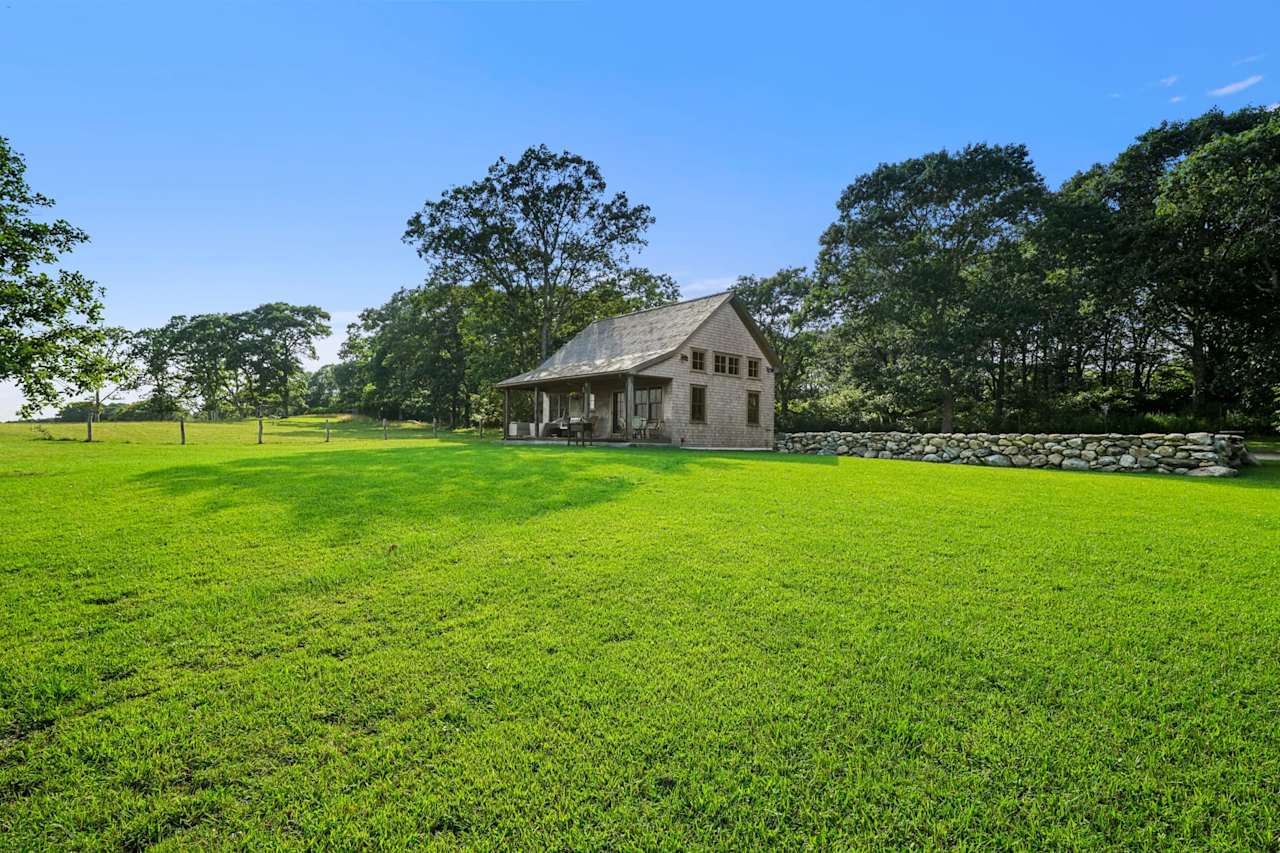 Idyllic Chilmark Farm