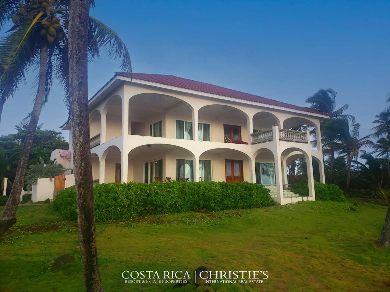 Corn Island Beachfront Oasis