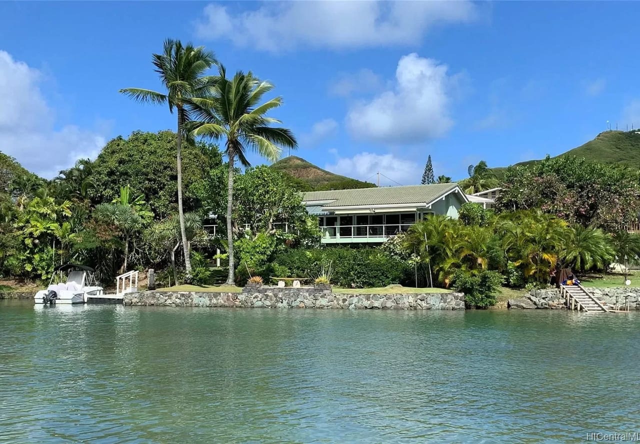 44-313 Kaneohe Bay Drive