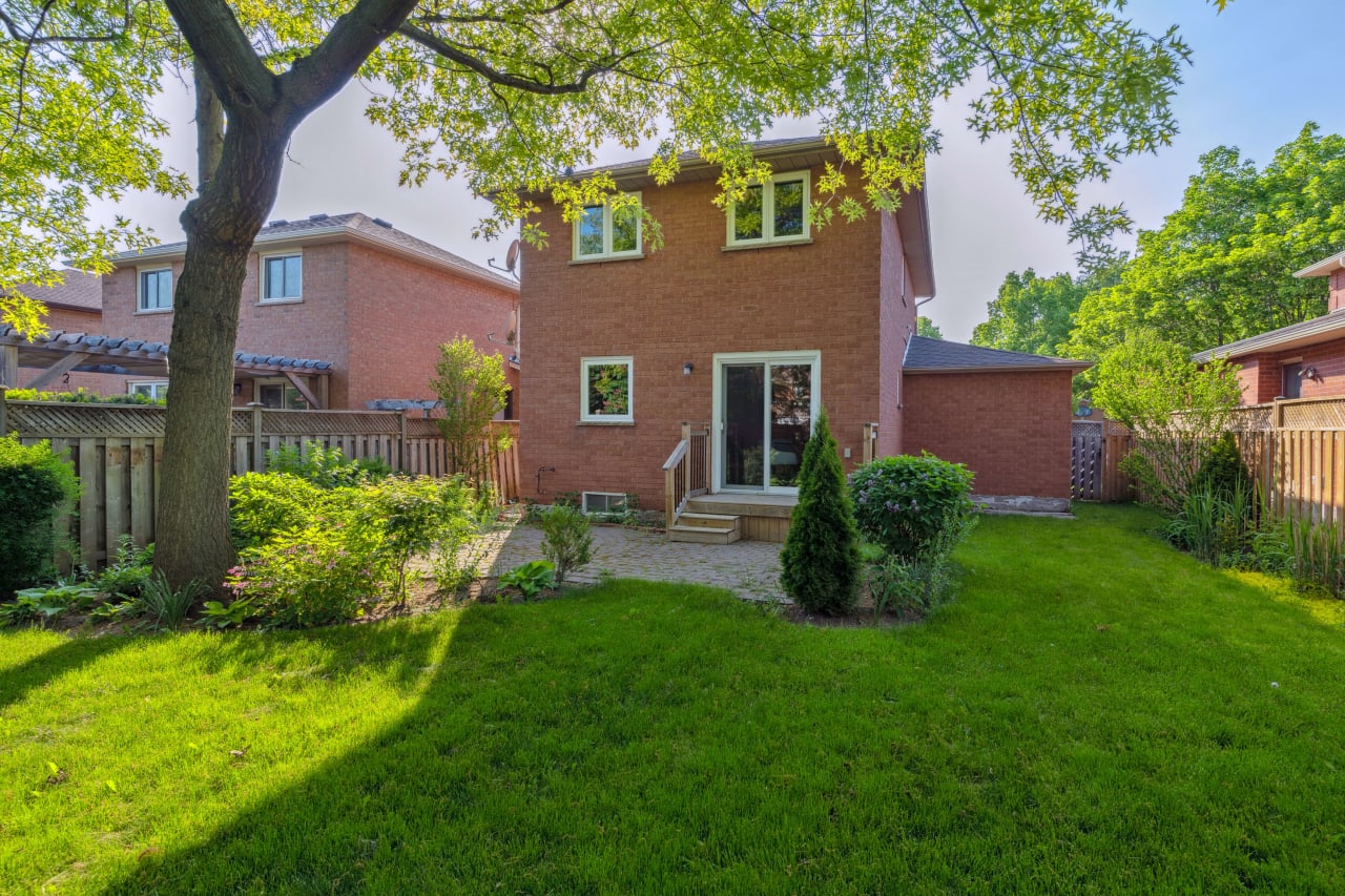 Perfect family home in Glen Abbey