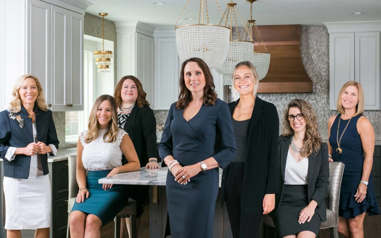 Get to Know Top Mequon Luxury Real Estate Team