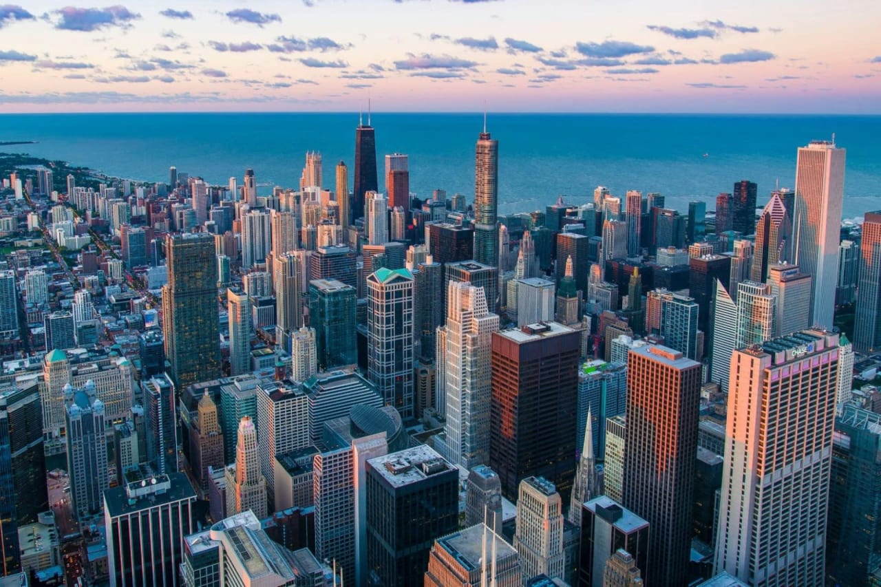 How to Navigate the Chicago Seller's Market cover