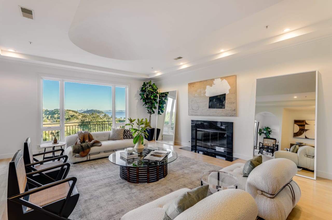 Luxury Tiburon View Home