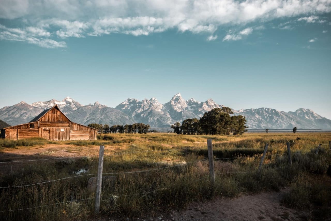 Understanding 7 Tax Advantages to Living in Wyoming