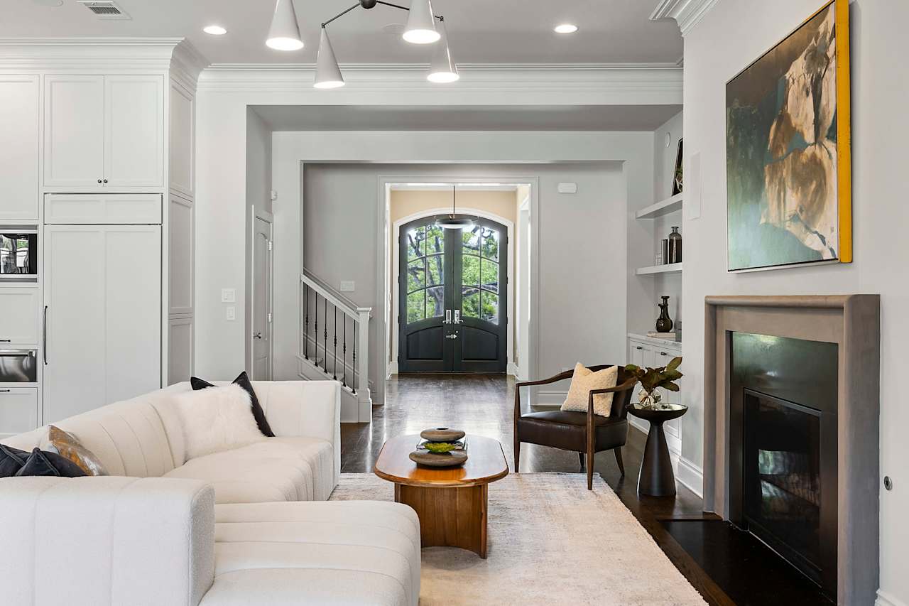 Tarrytown Classic Susan Barringer Austin Real Estate Agent