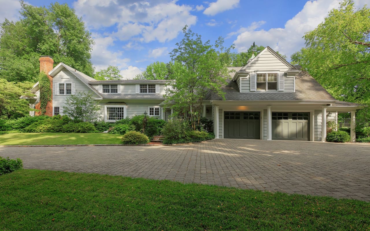 The Isoldi Collection New Jersey Real Estate Agent