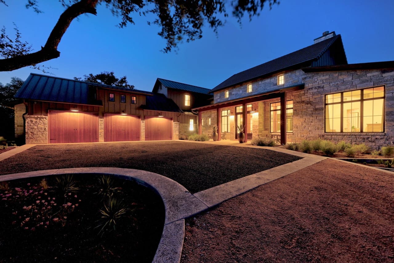 Luxury estate in Dripping Springs near Camp Lucy