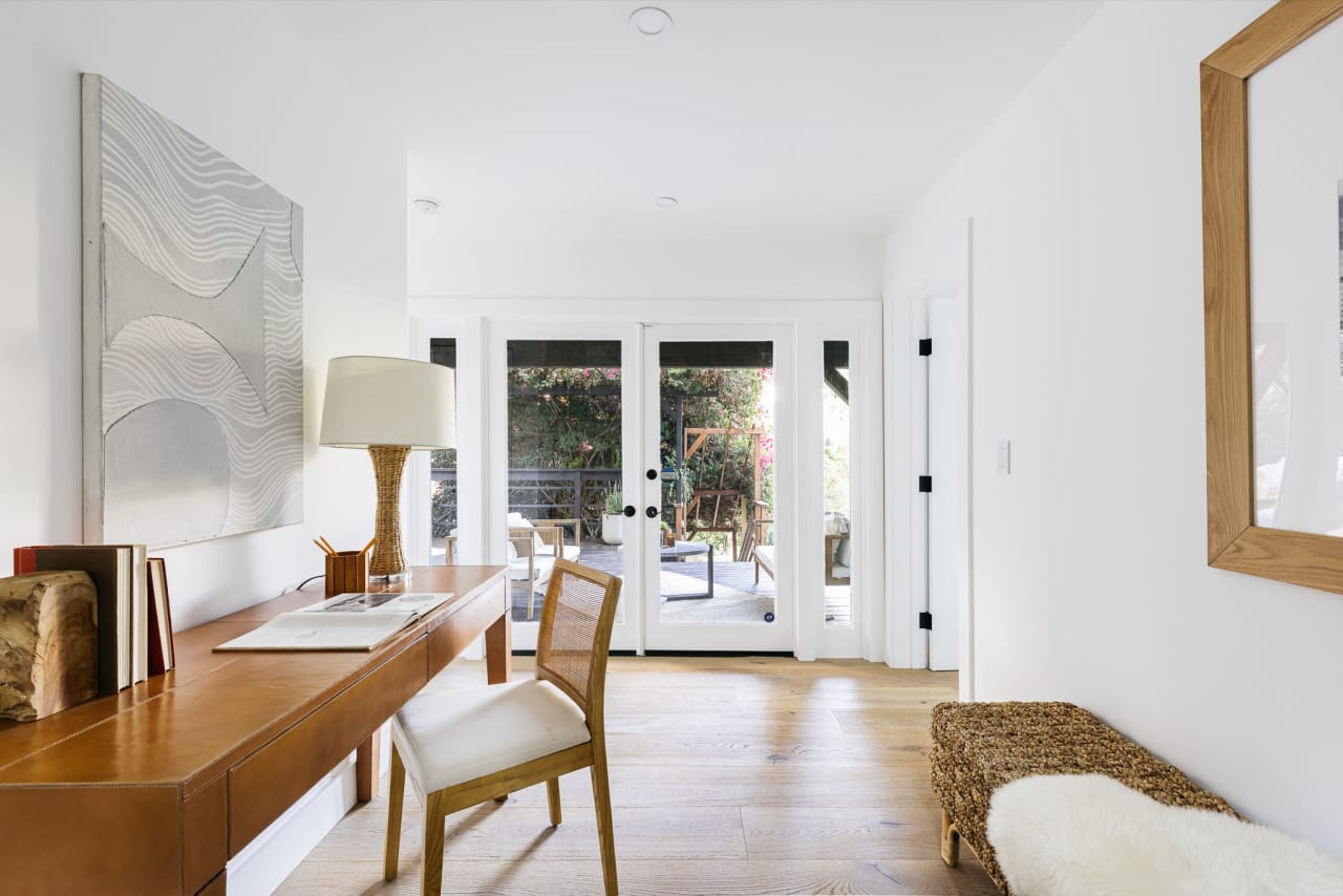 A Designer Done Traditional in Silver Lake 