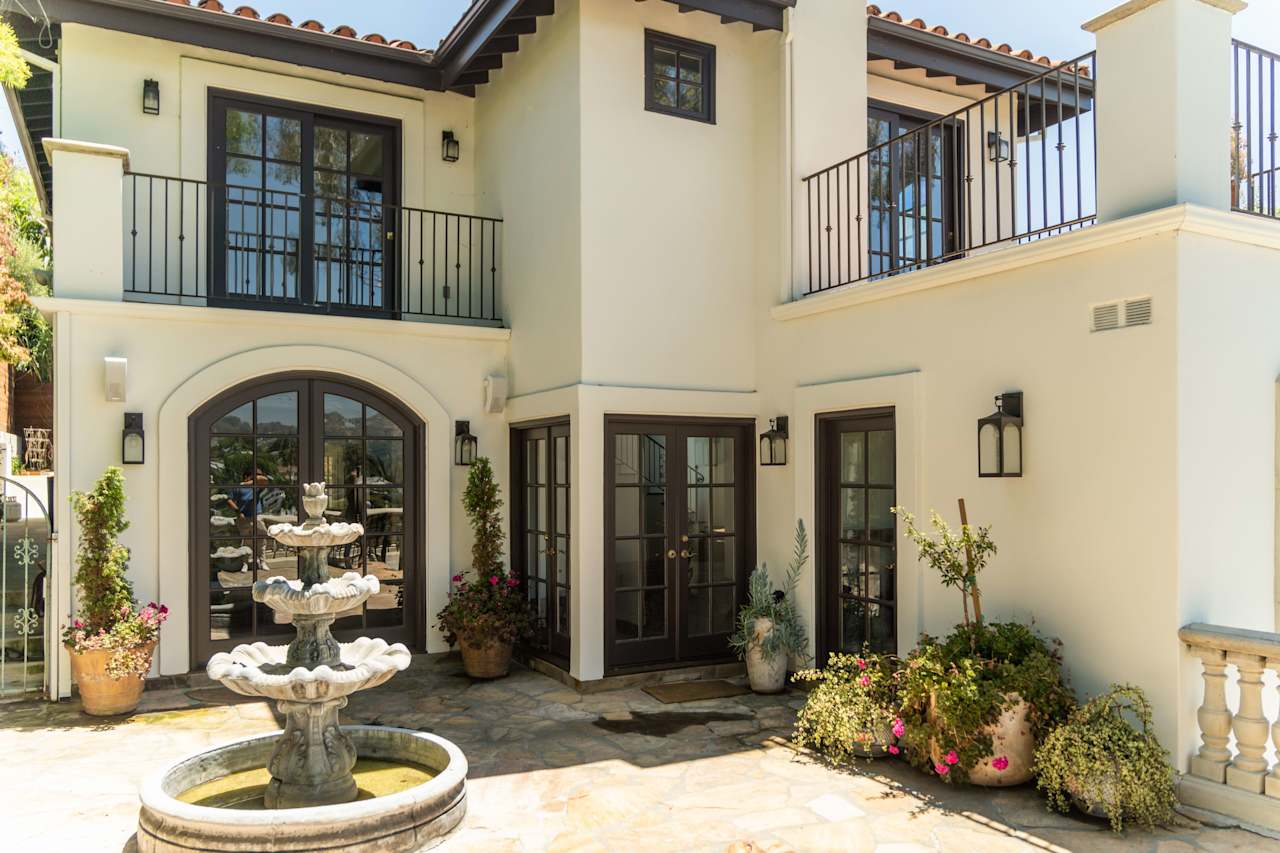 Jose Prats Serving Los Angeles California Real Estate