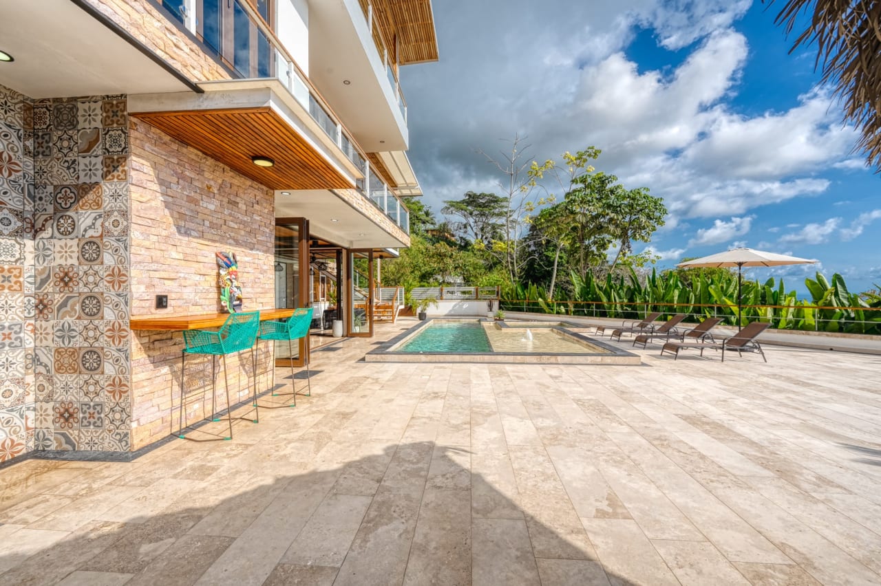 Luxury Carabao Villa