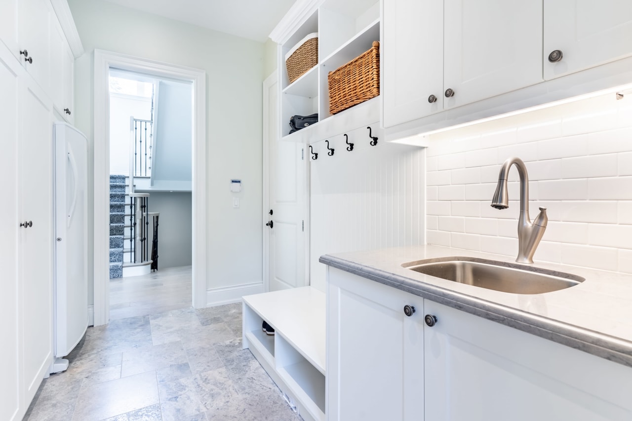 2188 Caroline Street Burlington, ON L7R 1M3 Goodale Miller Team