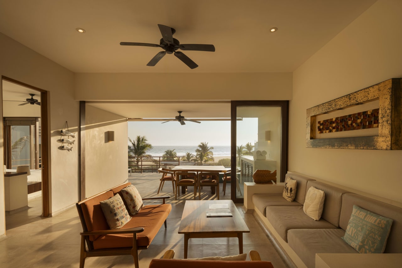 Marea Beachfront Villa B8