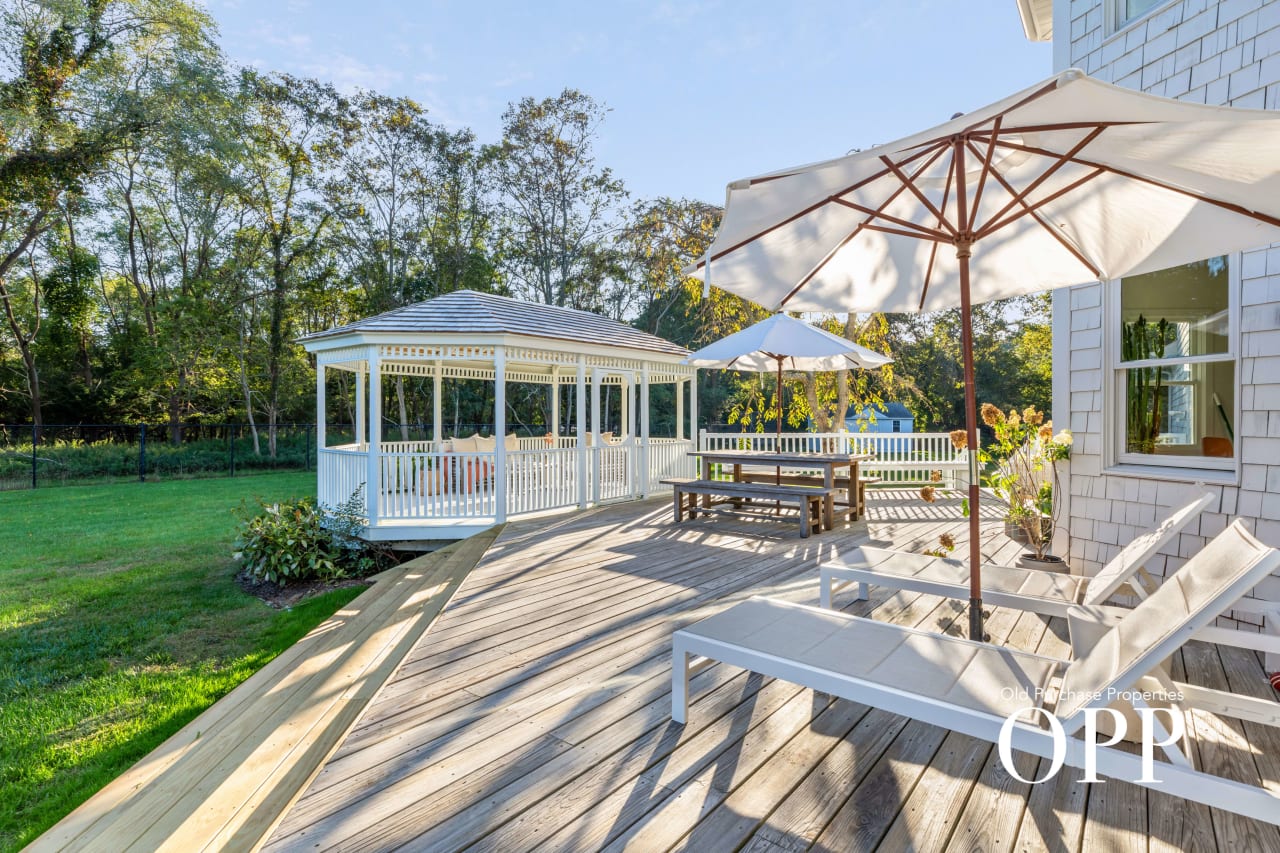 2 Jared's Path Brookhaven Hamlet, NY 11719 5 Beds