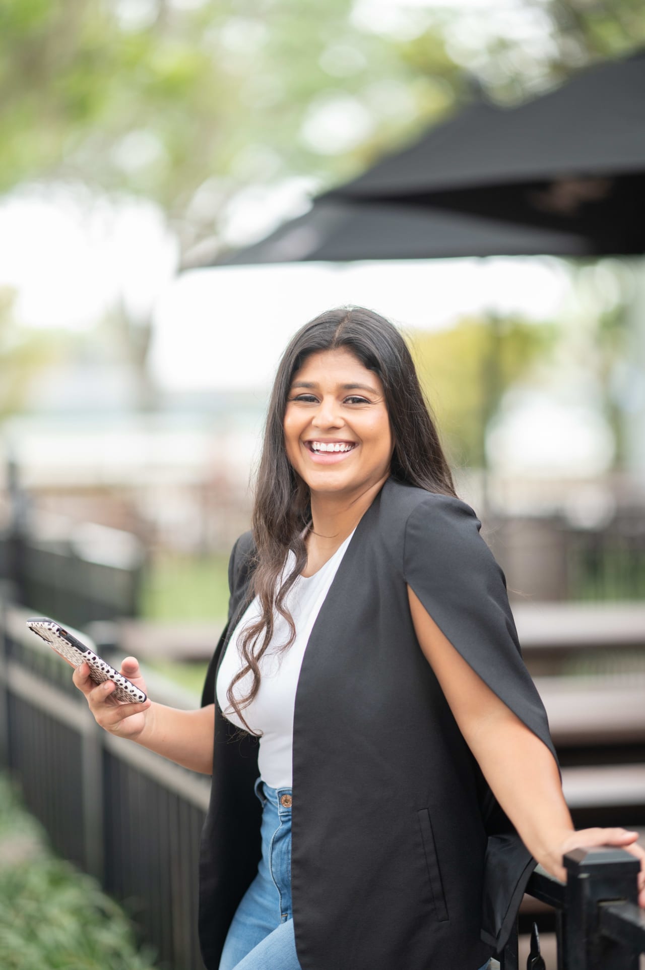 List with Lu Team Luana Leventhal Davenport Real Estate Agent