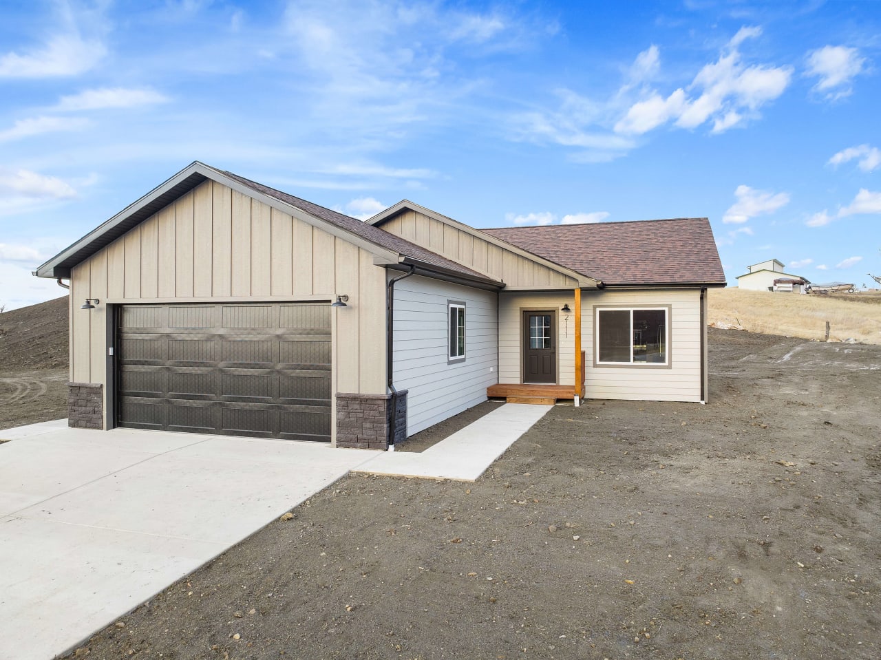 2111 Conifer Loop