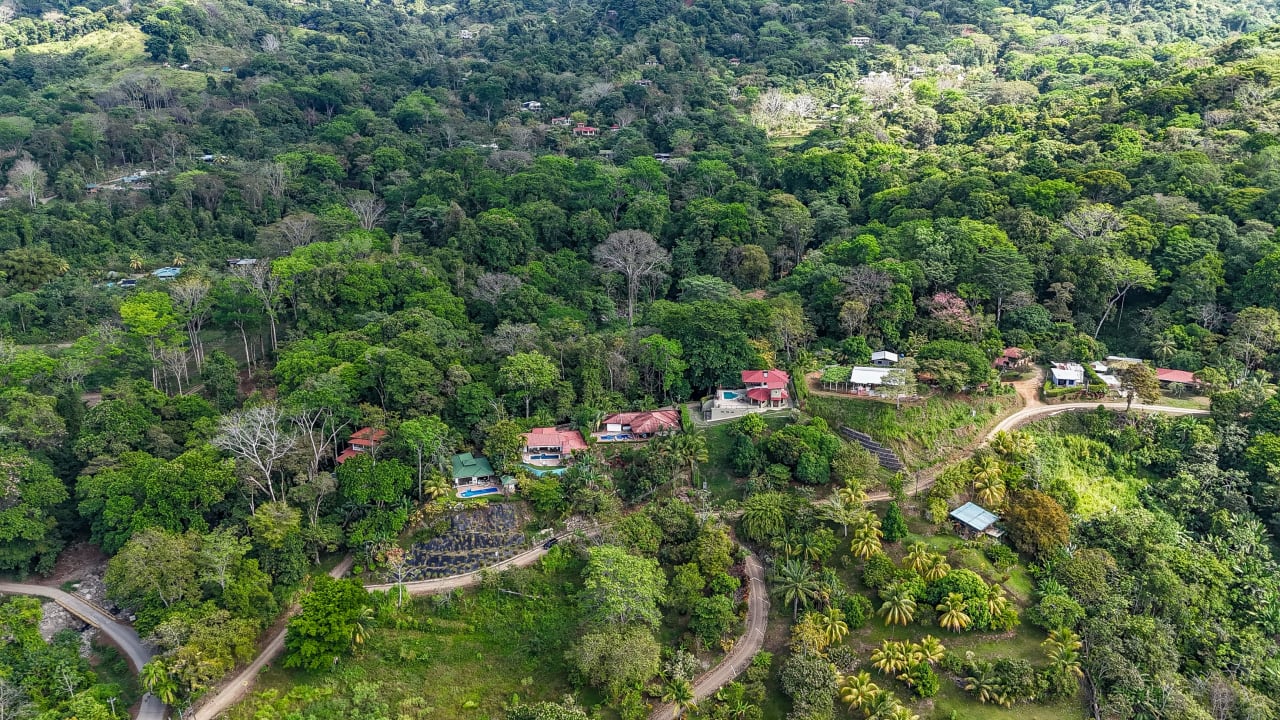 A 3-Bedroom Home With Spectacular Pacific Ocean View On The Edge Of Ojochal