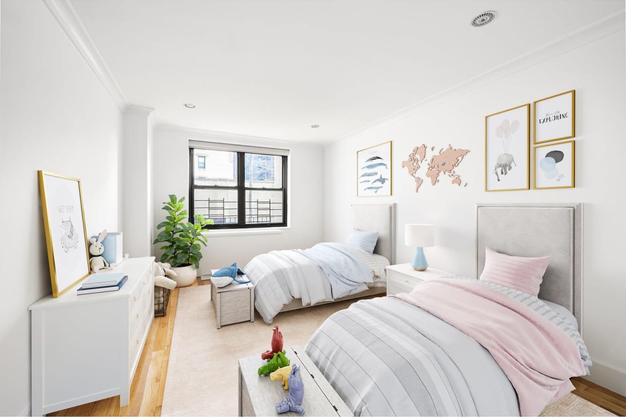 1474 3rd Ave., 2S Upper E Side Living New York Dedic & Holt