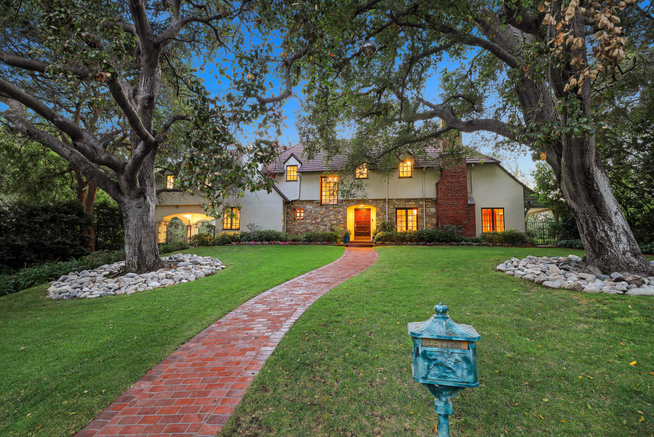 3903 Alta Vista Drive Haynes Group