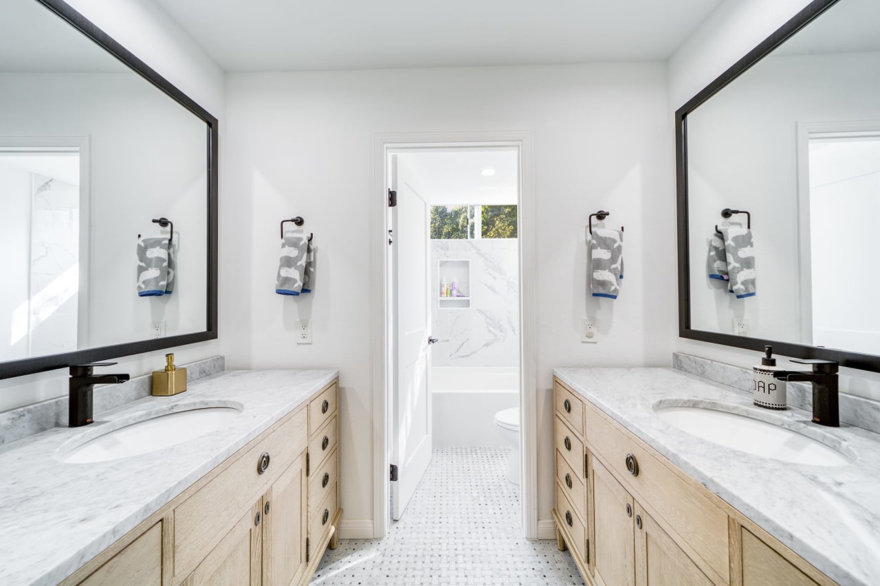 Meticulous Traditional at Bellagio Calabasas Jeff Biebuyck & Dana