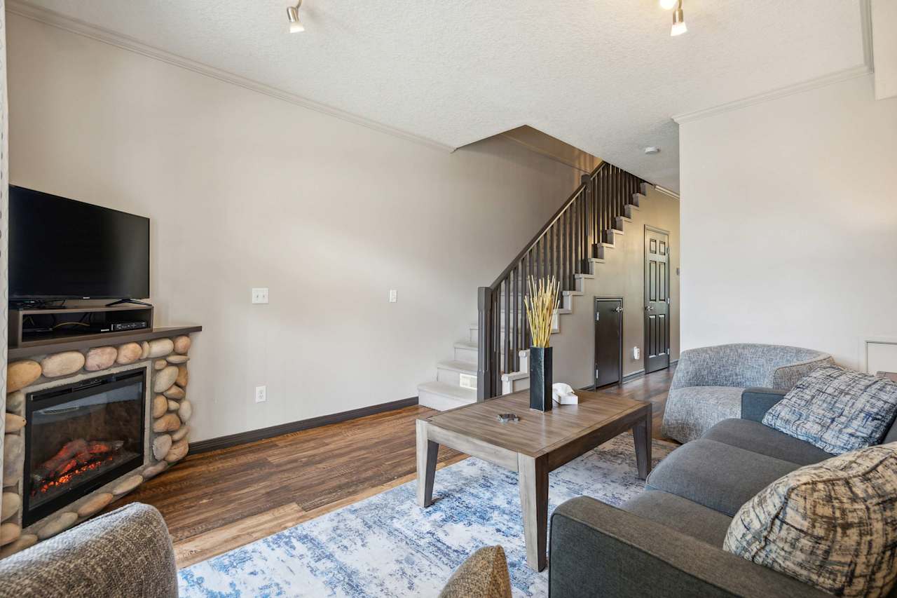 140 Kananaskis Way Unit: 105