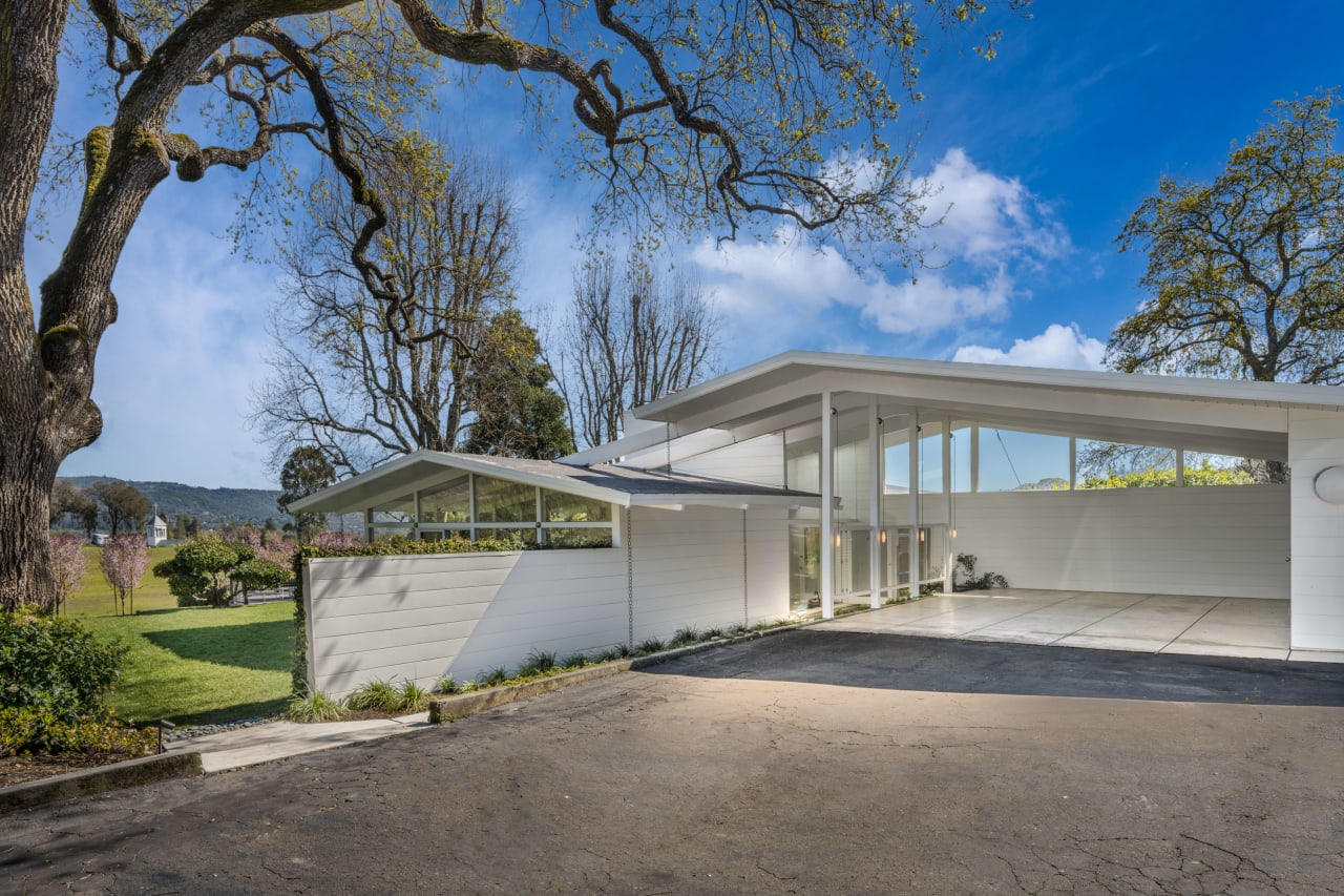 Mid-Century Modern in Sonoma