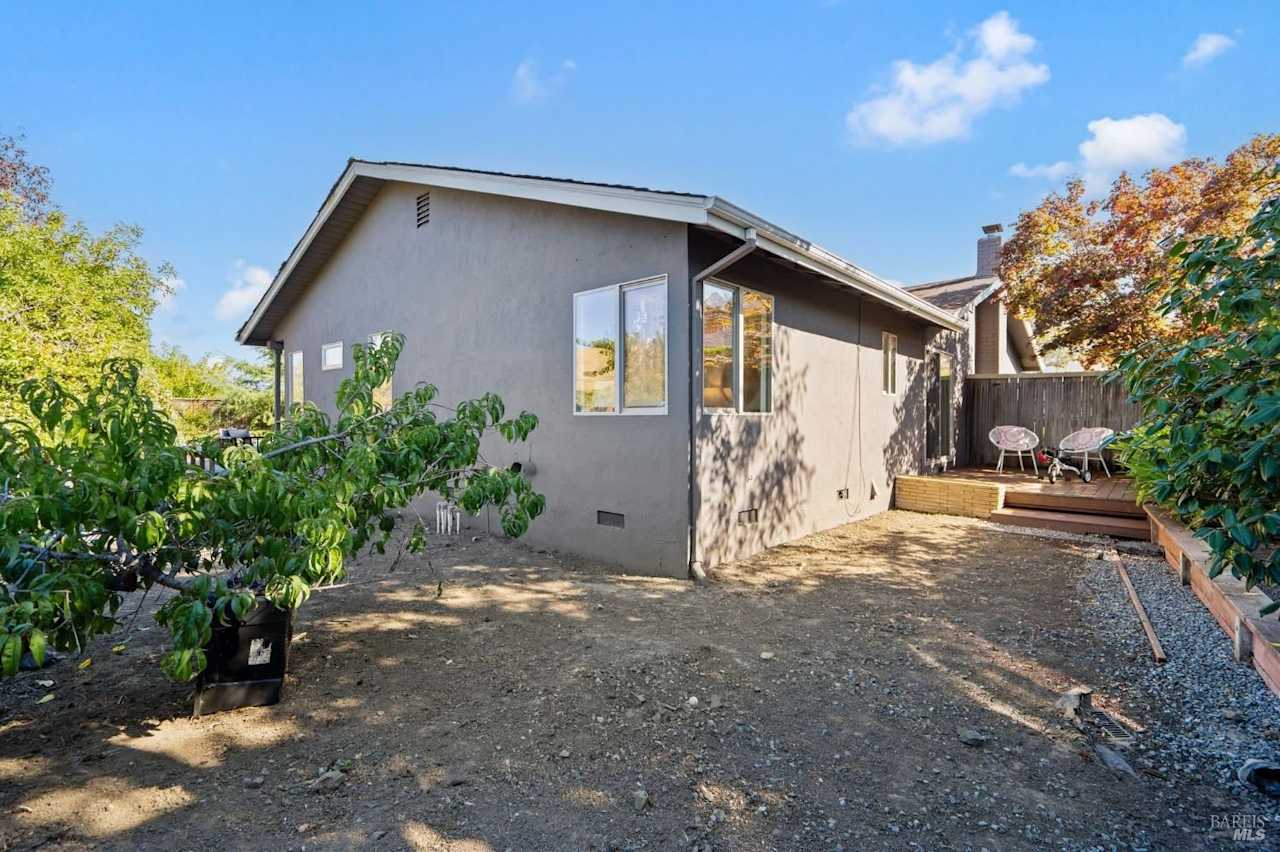 590 Thyme Pl Jamie Lockett Greenbrae Real Estate Agent