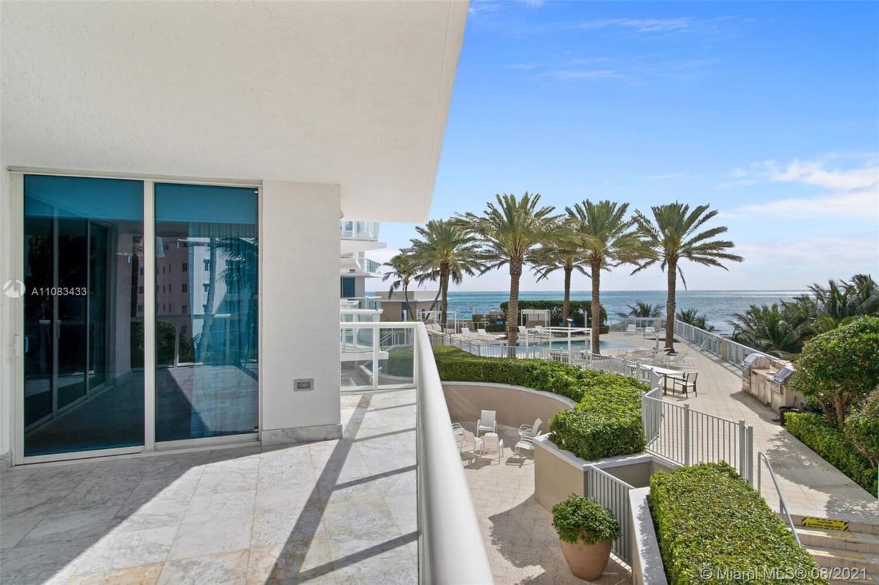 3801 Collins Ave, #501