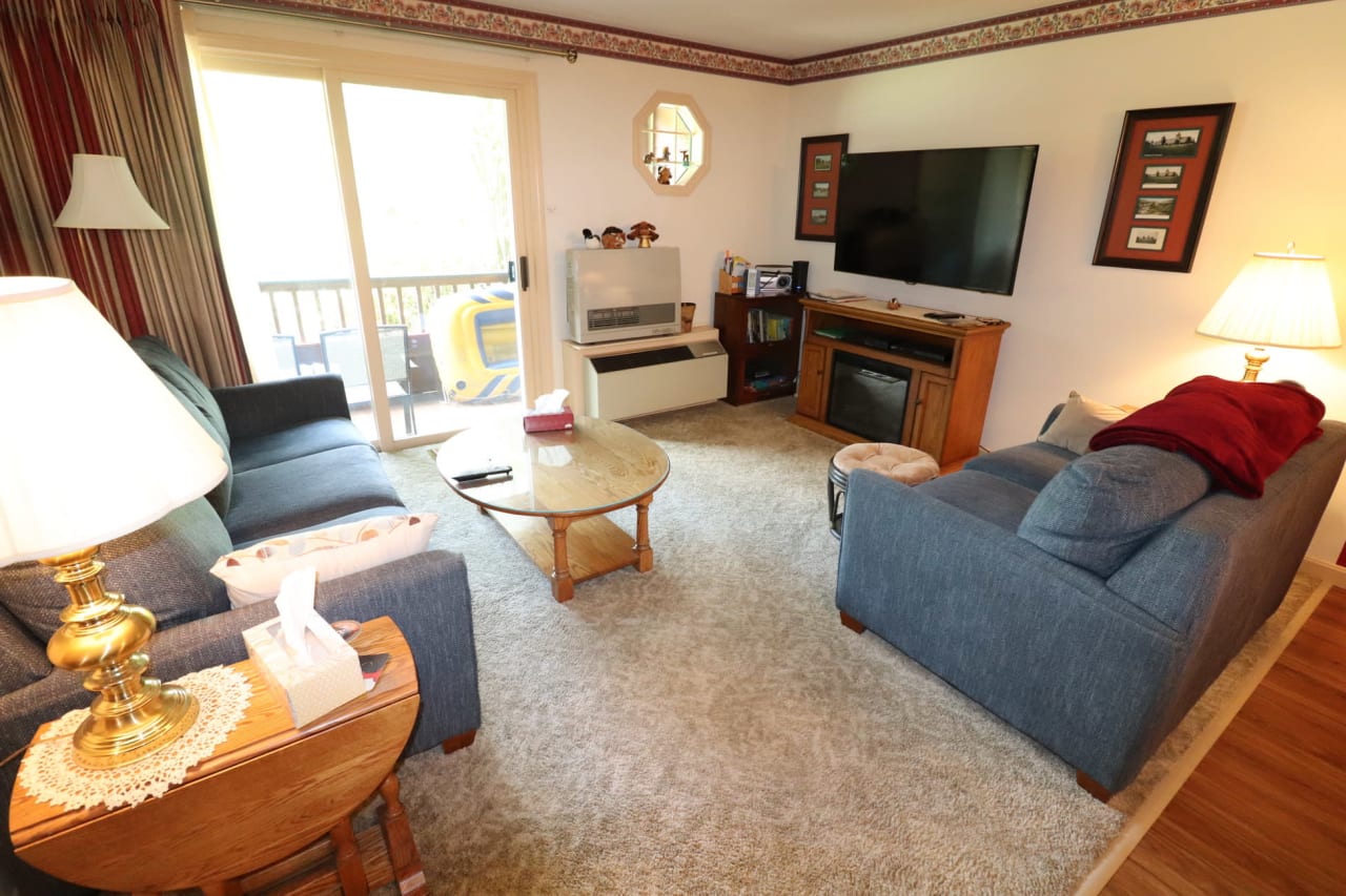 Deer Park 2 Bedroom Ski Rental