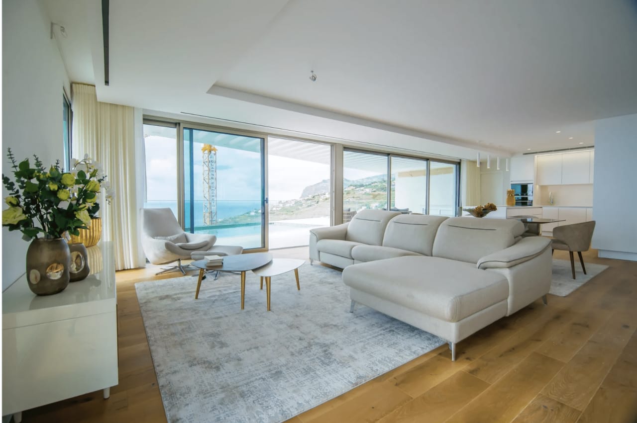 Image showcasing Toronto’s Finest Penthouses | Penthouse Queen