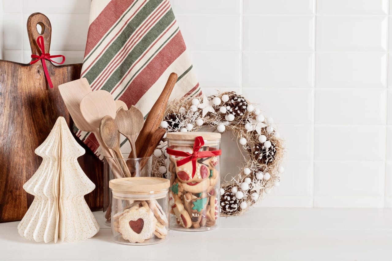 Get Your Kitchen Holiday-Ready: A Merry Guide to Prep for the Season!