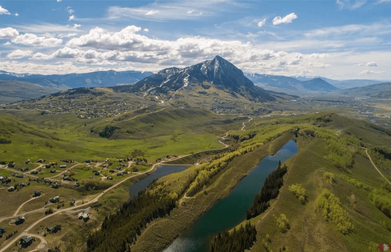 Unique Listing on Long Lake! Crested Butte Real Estate Agent