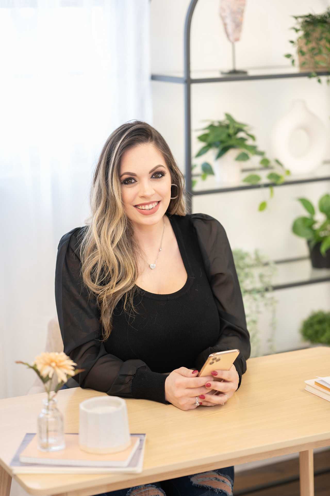 List with Lu Team Luana Leventhal Davenport Real Estate Agent