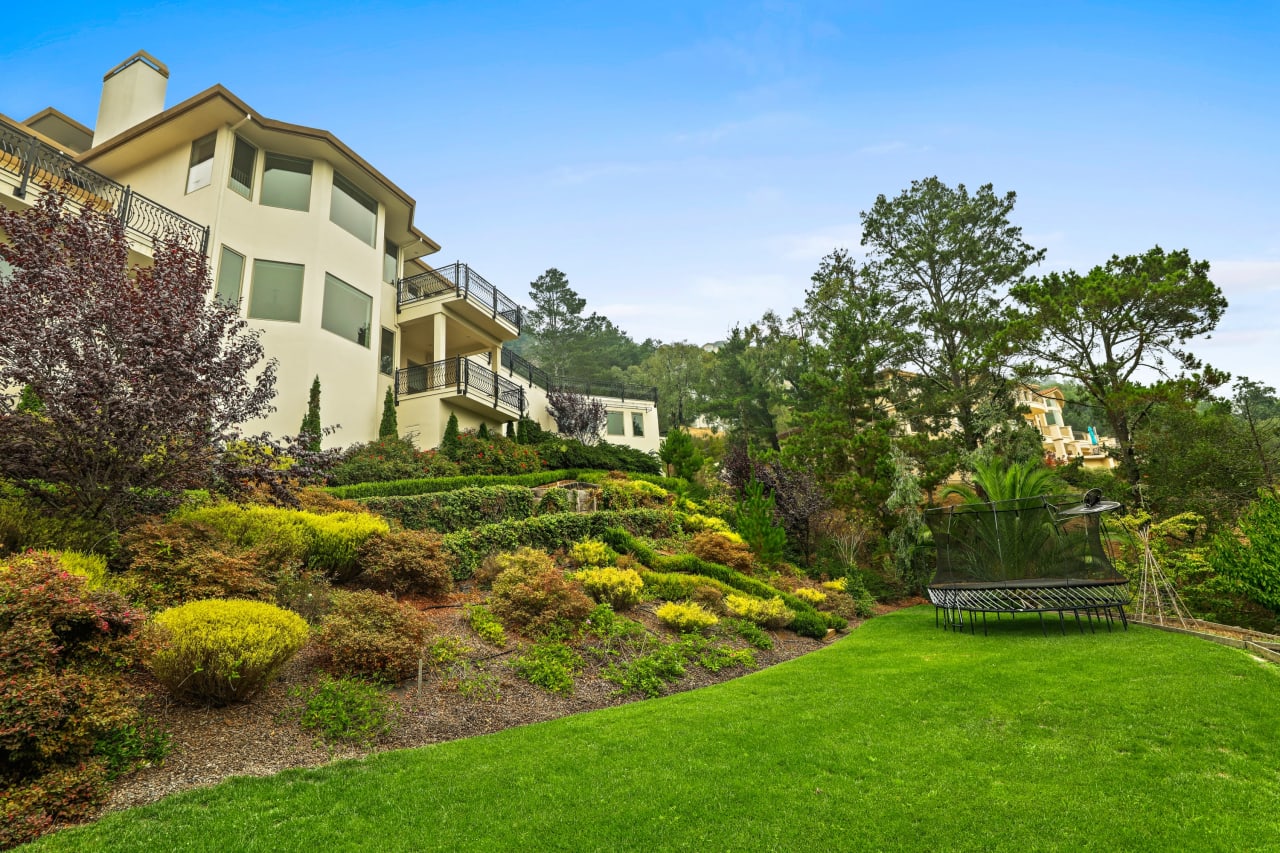 94 Mount Tiburon Road