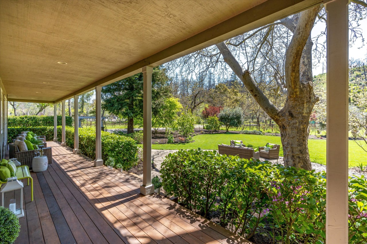 St. Helena Country Farmhouse