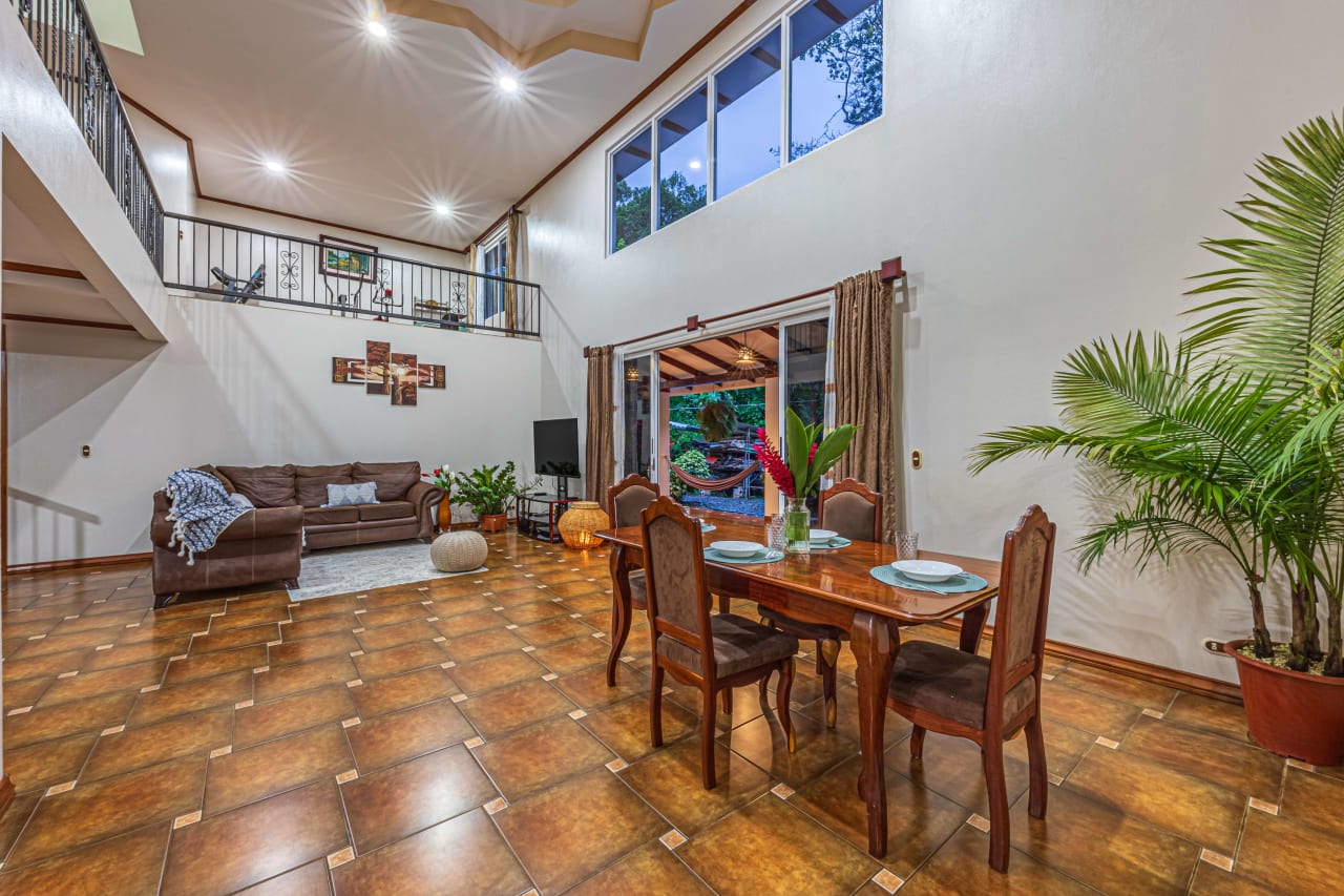 "Happy Daze" Home in Uvita 3 Bed, 3 bath & Pool