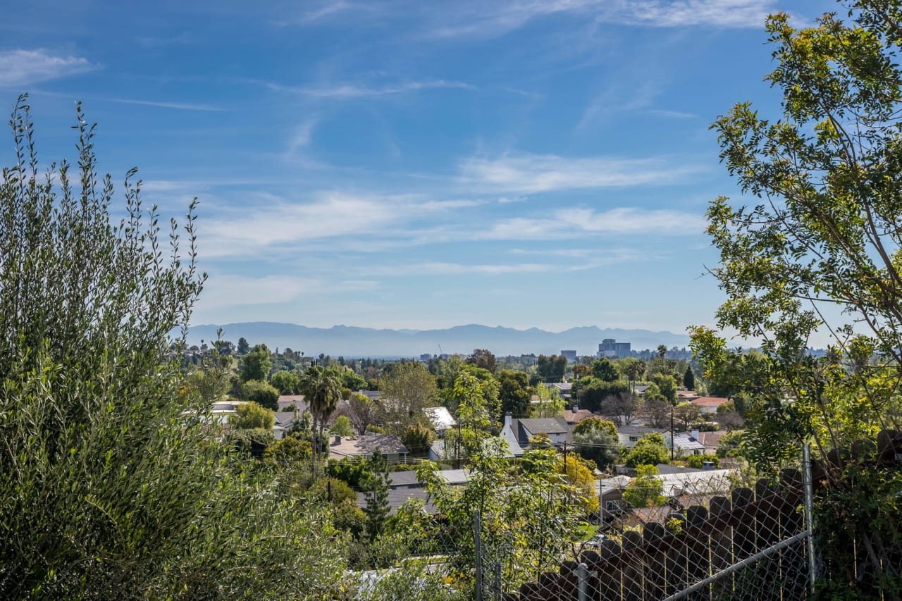 5628 El Canon Ave | Woodland Hills