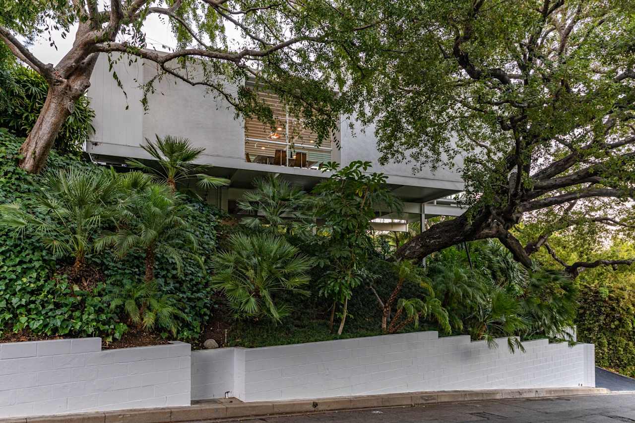 The Steel House :: Neil A. Johnson, AIA