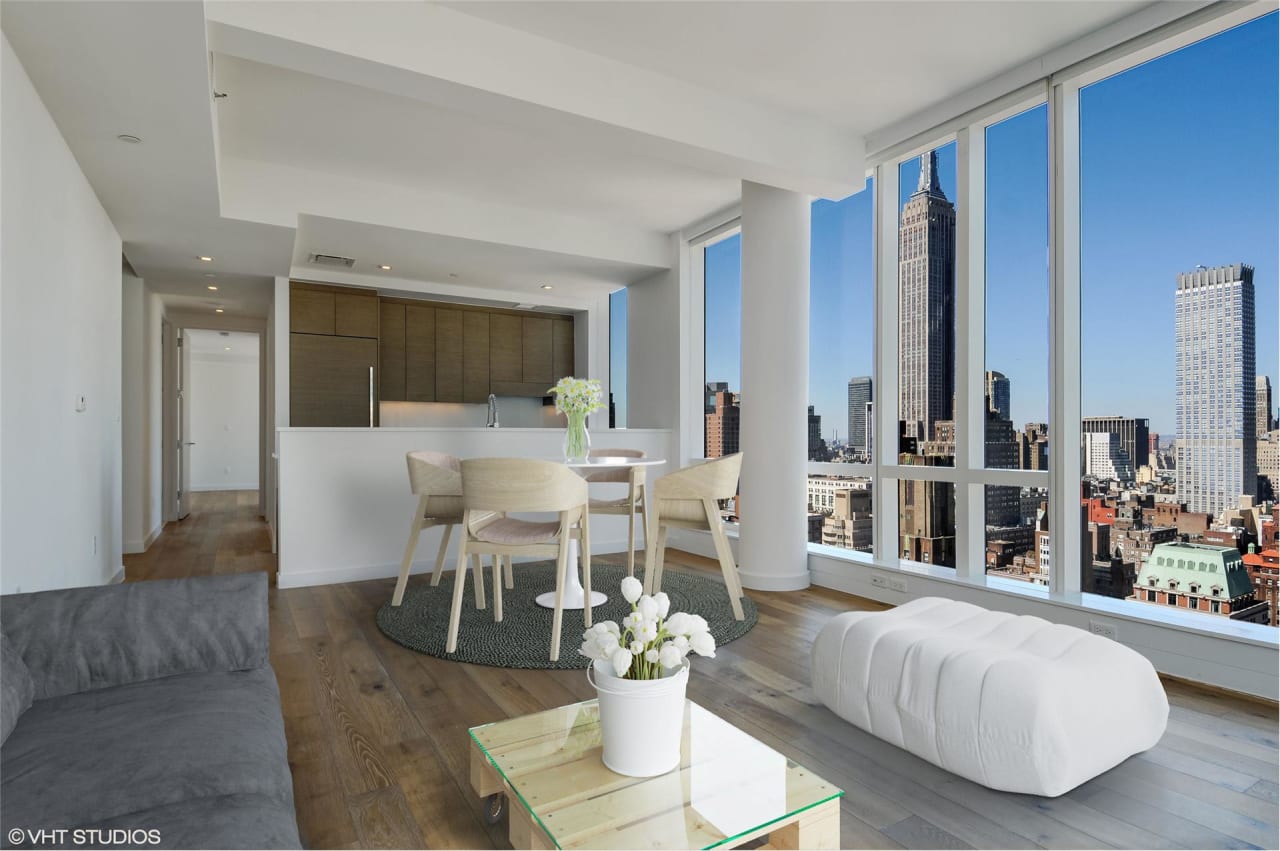 325 Lexington Ave #3C