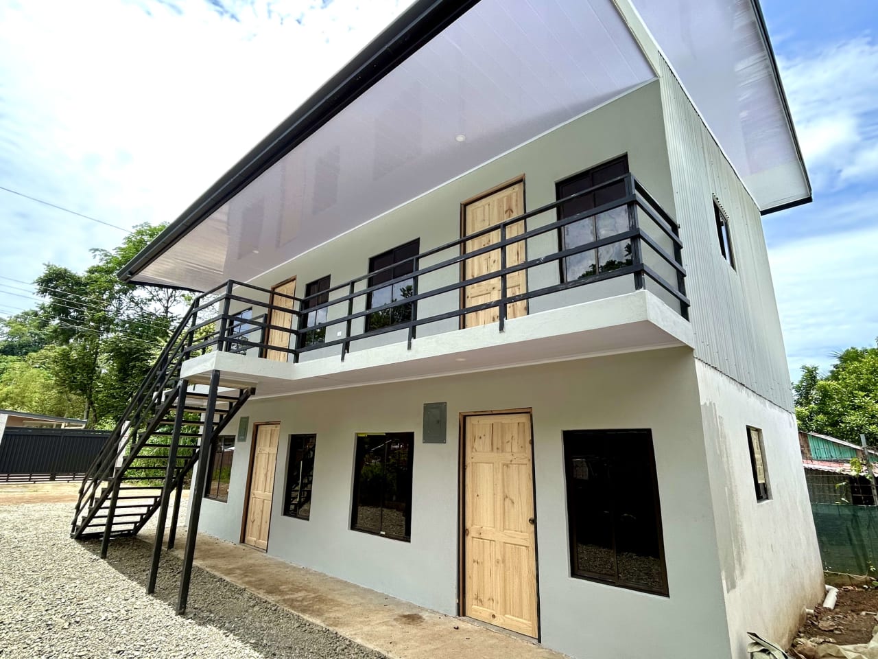 4-Units Mini Apartment In Uvita, Potential Rental income