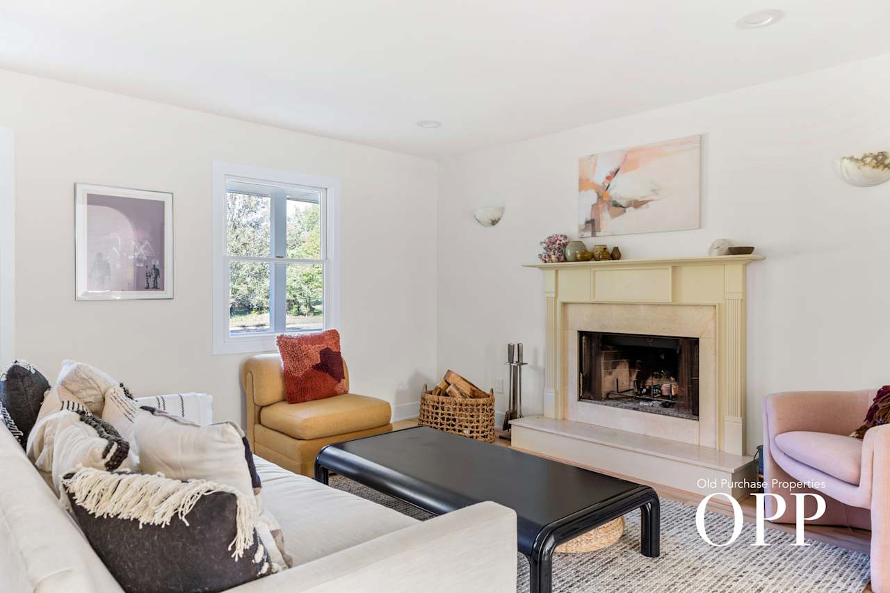 2 Jared's Path Brookhaven Hamlet, NY 11719 5 Beds