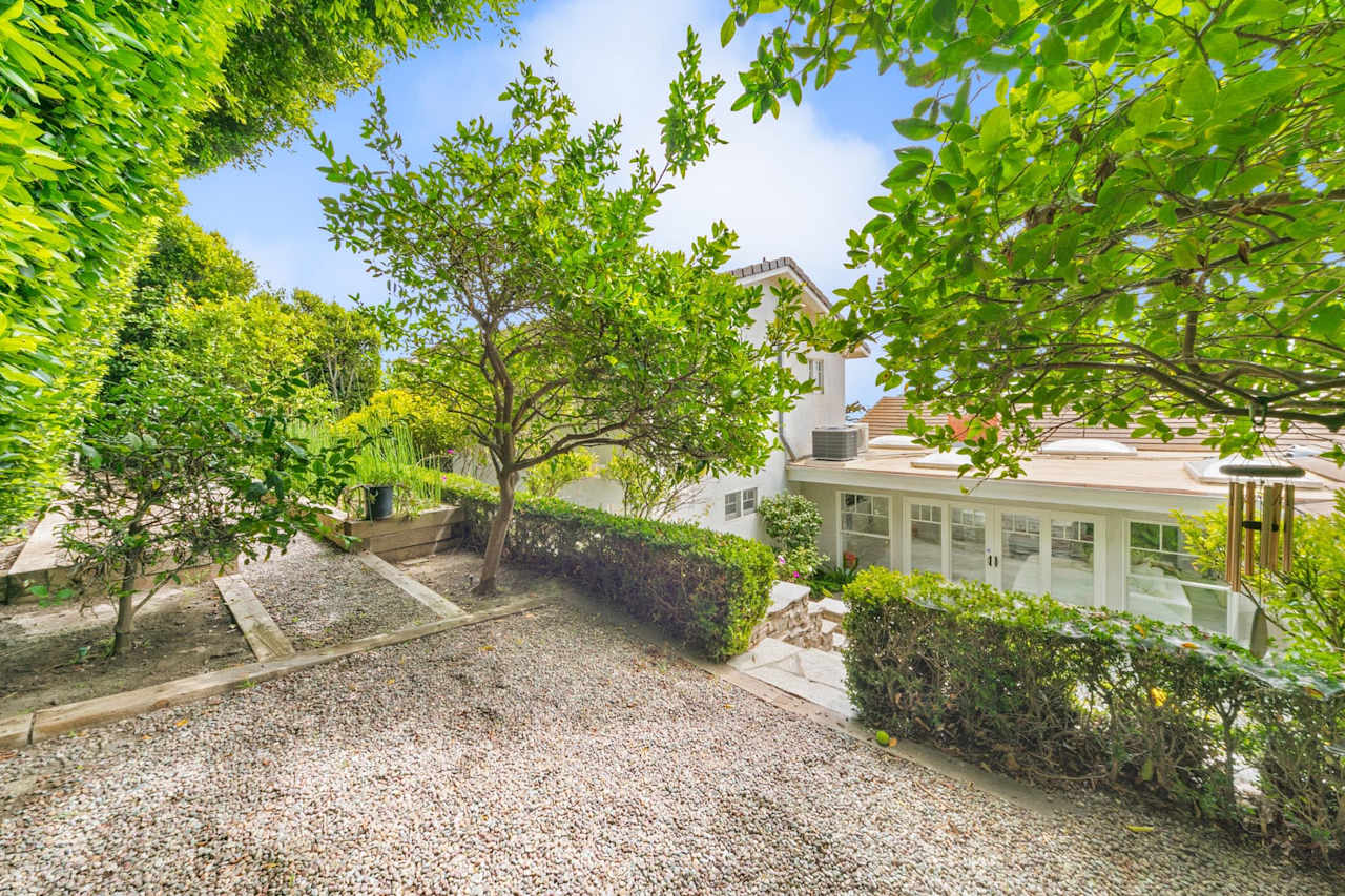 Broad Beach 31755 Cottontail Ln, Malibu Malibu Real Estate