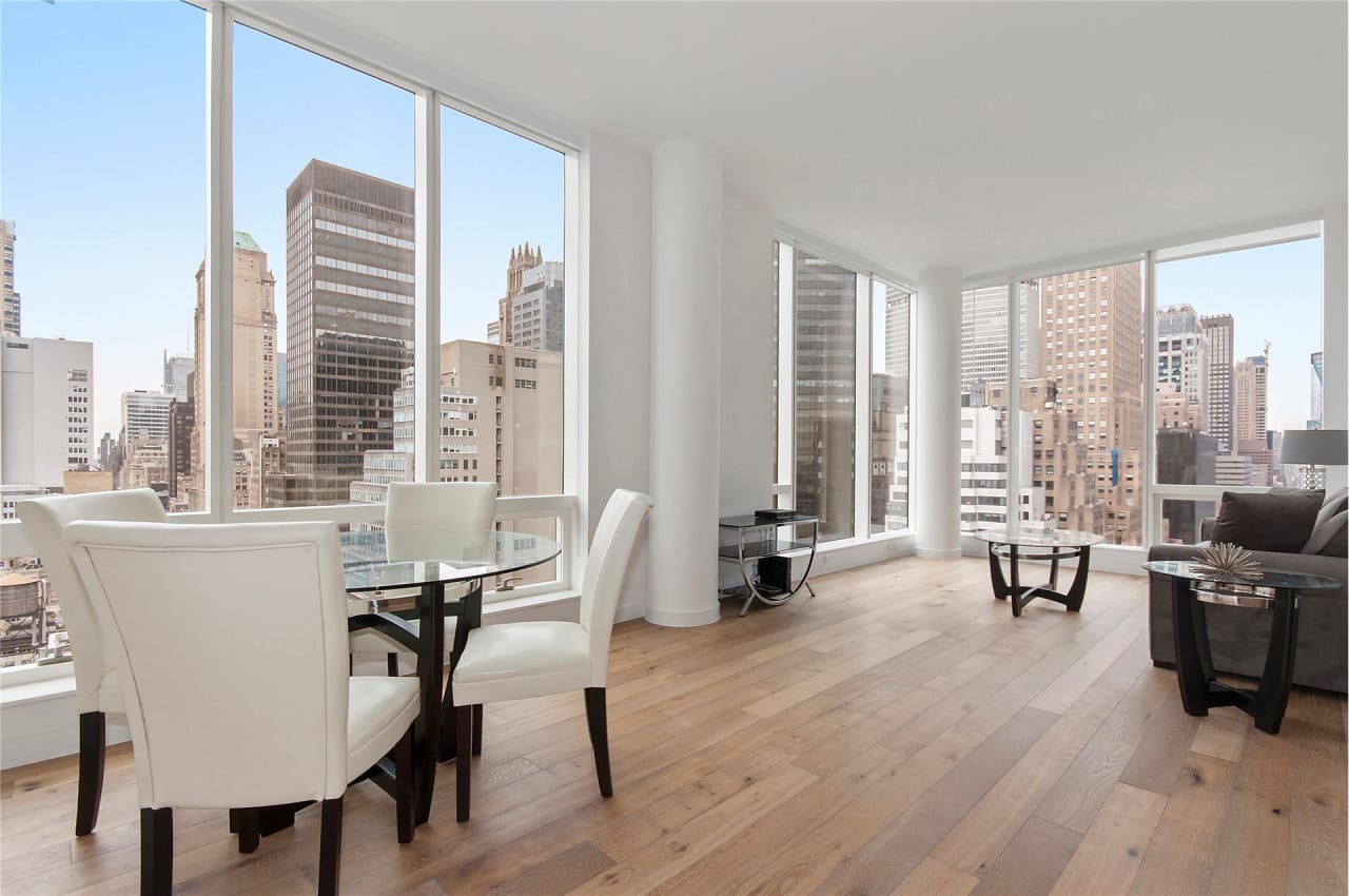 325 Lexington Ave #3C