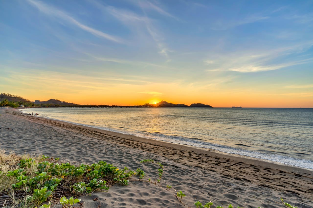 Villa Ballena | Sleek Beachfront Masterpiece in Costa Rica