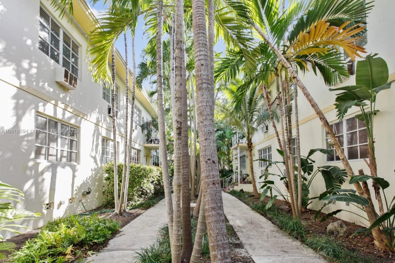 Harmony Villas | Miami Beach